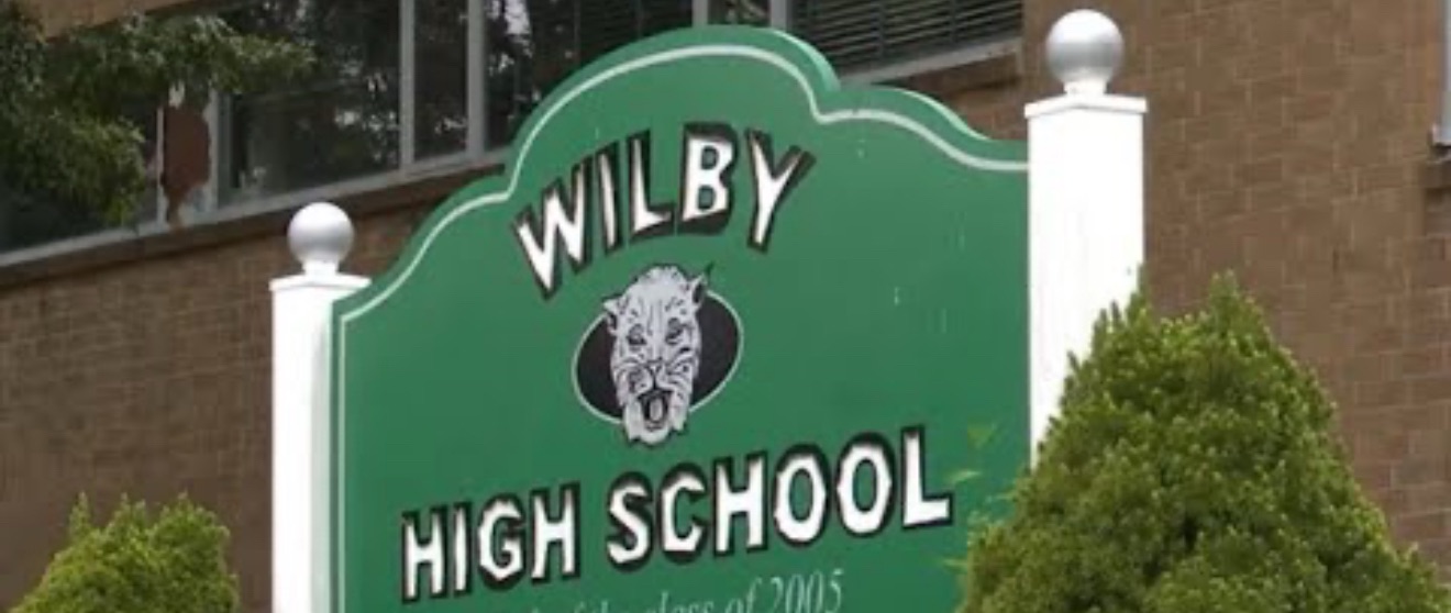 Waterbury Police Clear Bomb Threat at North End Middle, Wilby High; No Danger Found