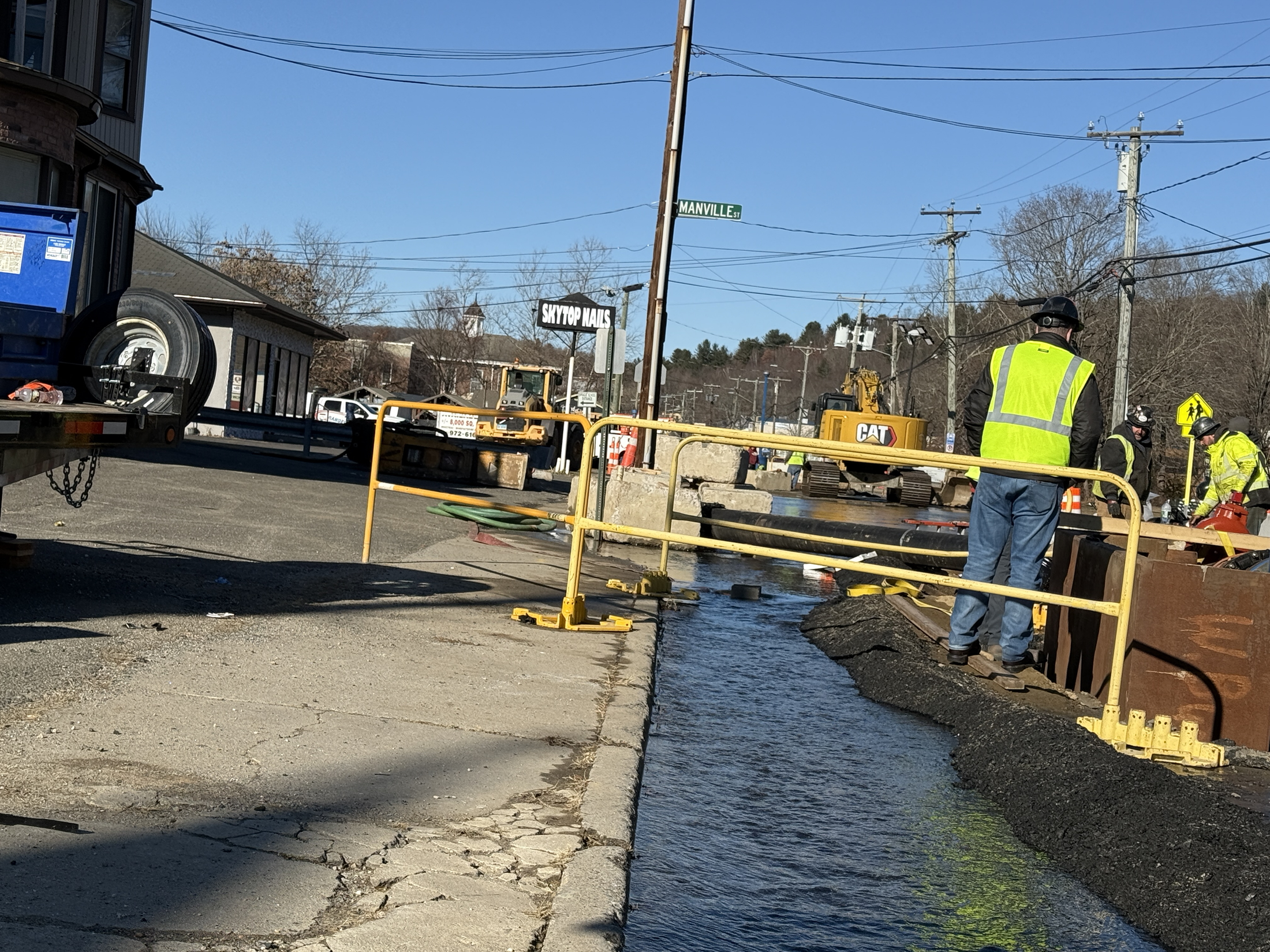 Waterbury Faces Major Water Main Break, City Urges Residents to Conserve Water Amid Ongoing Repairs